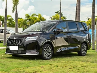 Wuling Starlight 730 Interior Design Unveiled