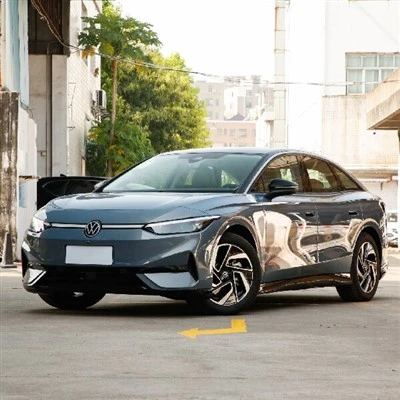 Volkswagen Luxury Sedan
